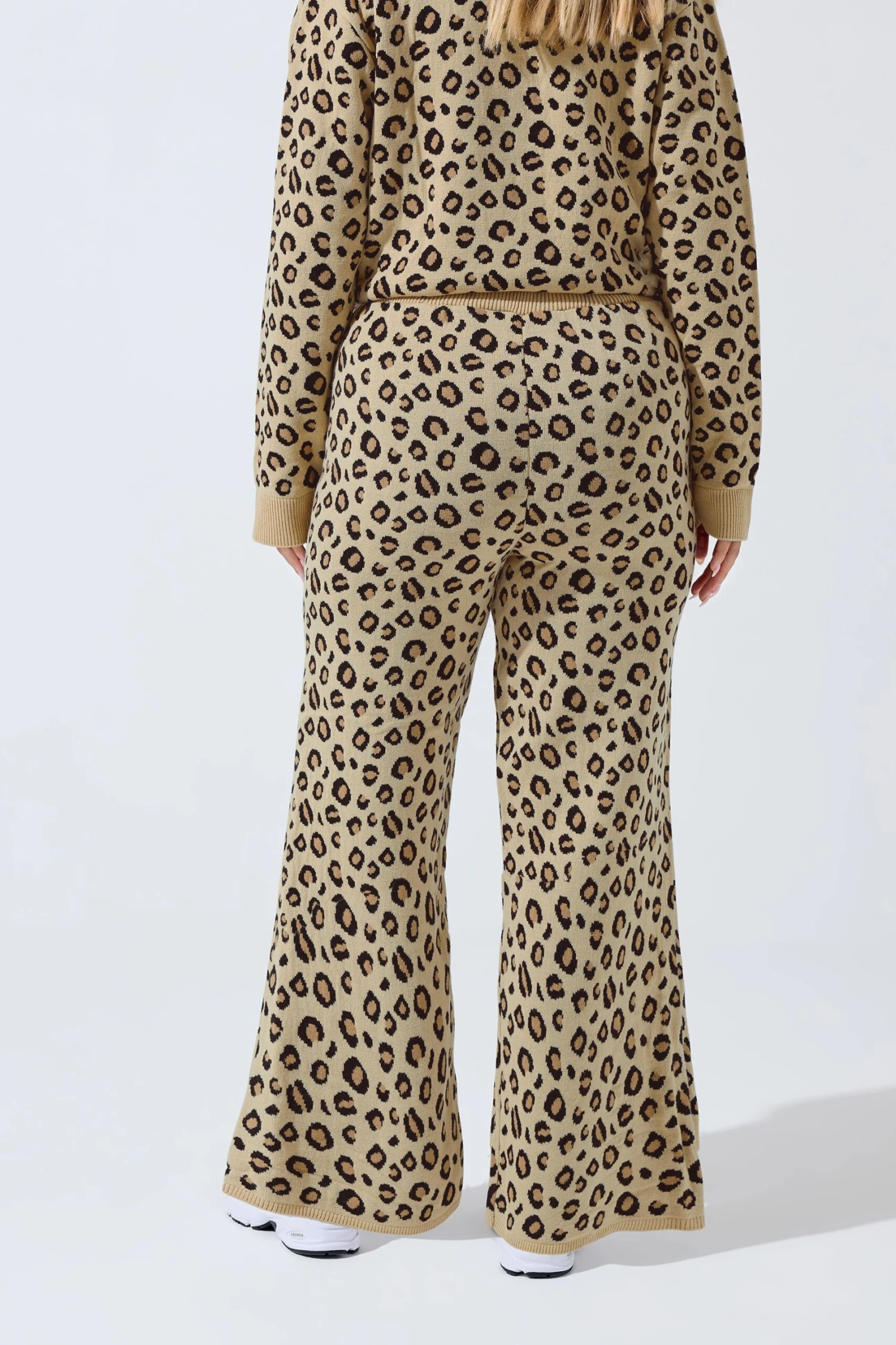 LIMITED COLLECTION - Pantalon Beige Wide Leg Design Léopard 5 LIMITED COLLECTION - Pantalon Beige Wide Leg Design Léopard – Image 3
