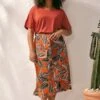 EVANS Curve Rust Orange Leaf Print Linen Midi Skirt 1 EVANS Curve Rust Orange Leaf Print Linen Midi Skirt -Evans Boutique 02091163 be1d 48 615495 615476 20