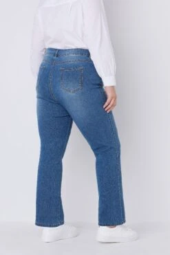 EVANS Curve Fit Blue Mid Wash Straight Leg Jeans 14 EVANS Curve Fit Blue Mid Wash Straight Leg Jeans -Evans Boutique 021bd394 9f11 43 615039 D