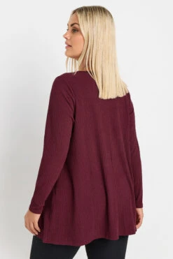 YOURS - Top Bordeaux Nervuré Manches Longues 9 YOURS - Top Bordeaux Nervuré Manches Longues -Evans Boutique 02a64dc1 e792 48 322303 C