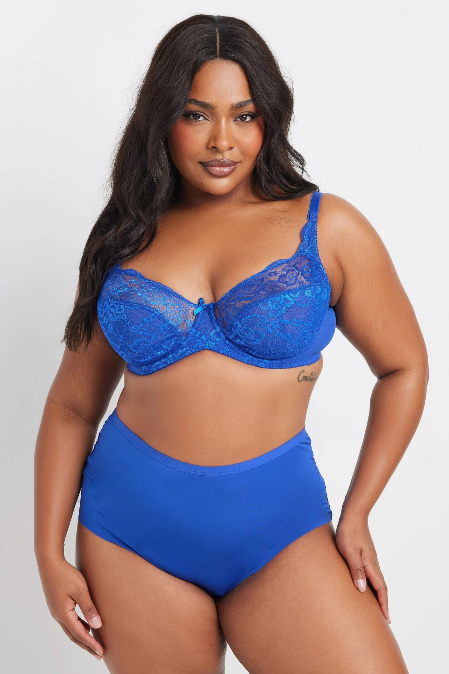 YOURS Curve Soutien-gorge Balconnet à Armatures Non Rembourré En Dentelle Extensible Bleu Cobalt 5 YOURS Curve Soutien-gorge Balconnet à Armatures Non Rembourré En Dentelle Extensible Bleu Cobalt – Image 3