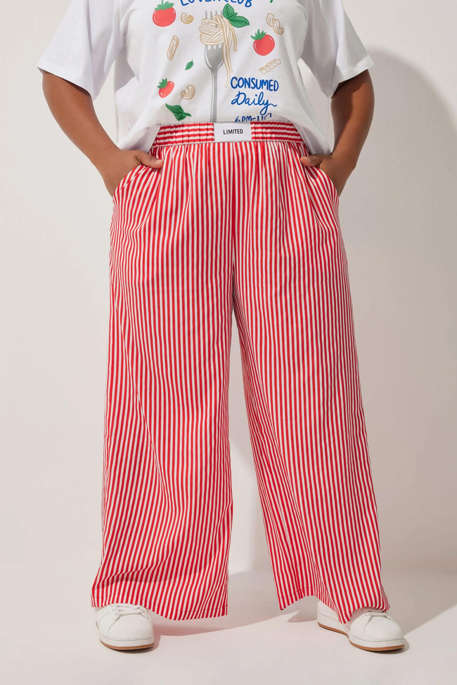 LIMITED COLLECTION - Pantalon Effet Boxer Rouge à Rayures 4 LIMITED COLLECTION - Pantalon Effet Boxer Rouge à Rayures – Image 2