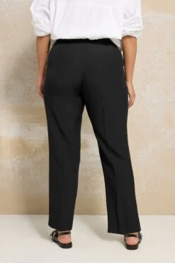 YOURS Curve Pantalon Fuselé Noir à Plis Sur Le Devant -Evans Boutique 03286a24 6f16 45 143968 C
