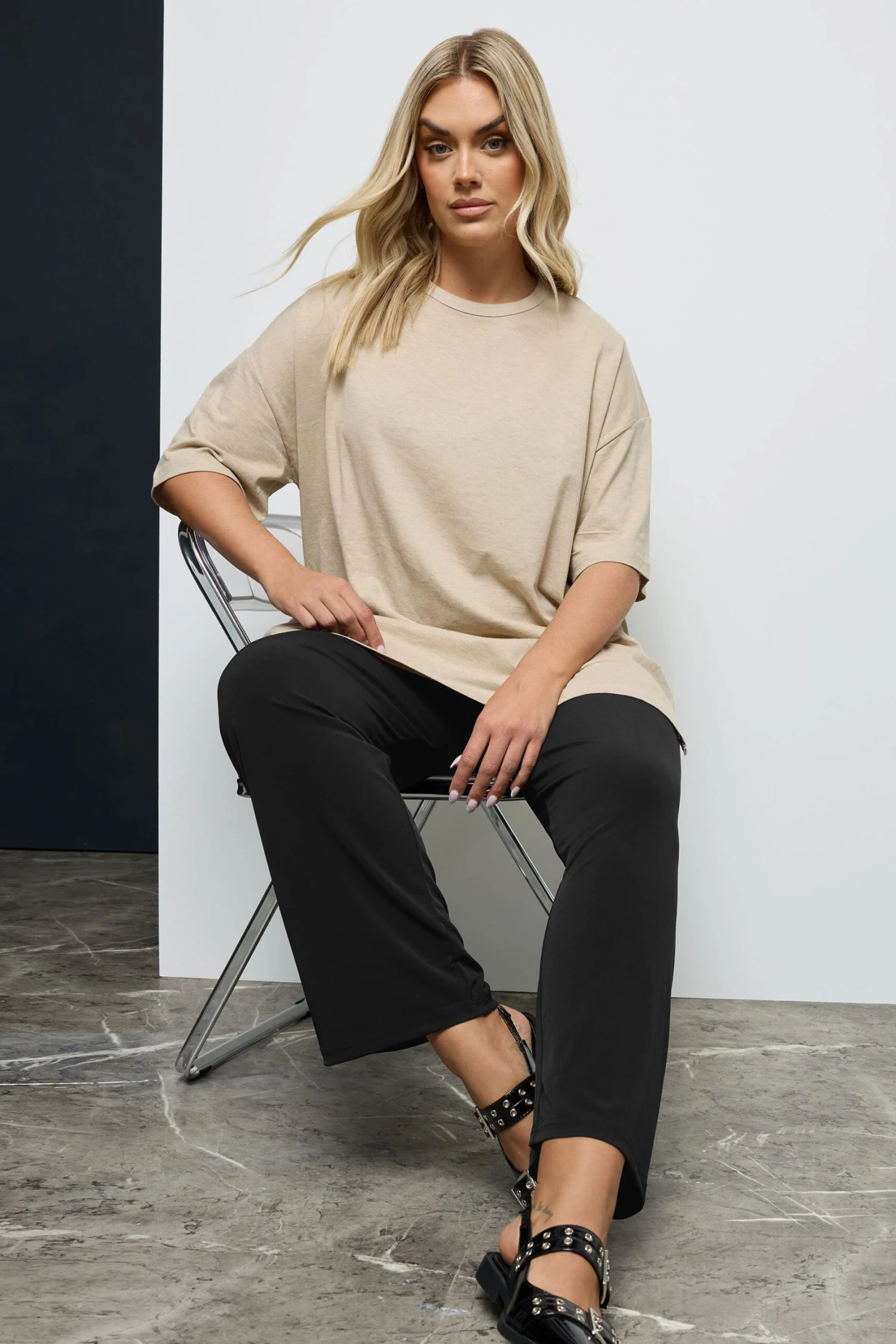 Pantalon En Jersey Noir Coupe Droite 3 Pantalon En Jersey Noir Coupe Droite