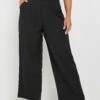 YOURS - Pantalon Classique Noir Coupe Wide Leg à Poches 2 YOURS - Pantalon Classique Noir Coupe Wide Leg à Poches -Evans Boutique 0637389a b8b5 45 140072 A