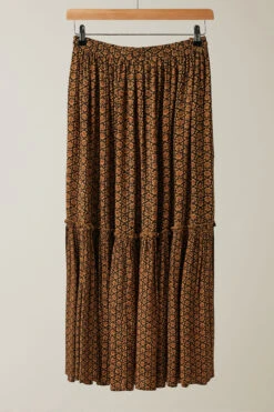 EVANS Curve Orange Floral Print Tiered Crinkle Midi Skirt -Evans Boutique 09b85c78 5b19 44 615502 P1