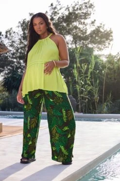 BUMP IT UP MATERNITY - Pantalon Noir & Vert Tropical