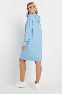 YOURS - Robe-Pull Bleue Ciel à Capuche Strass 'Love' -Evans Boutique 0cabe5cc 2976 44 302216 C