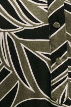 YOURS - Top Volanté Vert Kaki & Noir Abstrait -Evans Boutique 0cfd4773 f884 41 322610 D