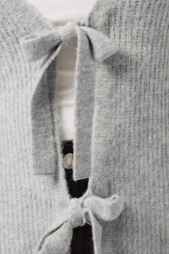 YOURS Curve Cardigan Gris à Nœud Papillon Sur Le Devant -Evans Boutique 0f3f2ddd 5bb7 44 280704 D