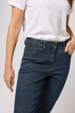 M&Co Indigo Blue Bootcut Jeans 13 M&Co Indigo Blue Bootcut Jeans -Evans Boutique 0fffffde 7925 45 500252 B