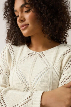 EVANS Curve Cream Diamond Pointelle Jumper -Evans Boutique 10c9c107 b790 46 616015 D