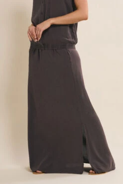 LTS Tall Chocolate Brown Acid Wash Side Split Maxi Skirt 8 LTS Tall Chocolate Brown Acid Wash Side Split Maxi Skirt -Evans Boutique 11de4fdf 393a 4e 355980 B