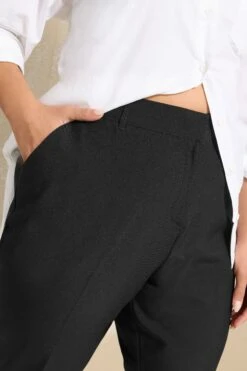 YOURS Curve Pantalon Fuselé Noir à Plis Sur Le Devant -Evans Boutique 125de967 b7b3 44 143968 D