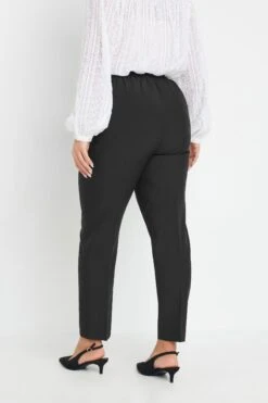 Pantalon Fuselé Noir à Enfiler YOURS Curve -Evans Boutique 17f4cbca 2c71 4e 143969 C