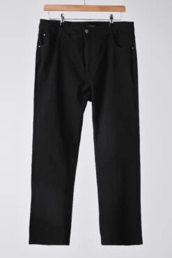 EVANS Curve Black Straight Leg Jeans 14 EVANS Curve Black Straight Leg Jeans -Evans Boutique 18220e6a 2a3e 46 615033 P