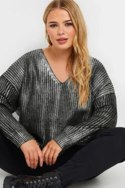 YOURS - Pull En Maille Noir & Gris Métallique Manches Longues 14 YOURS - Pull En Maille Noir & Gris Métallique Manches Longues -Evans Boutique 19d3a464 b222 44 280422 E