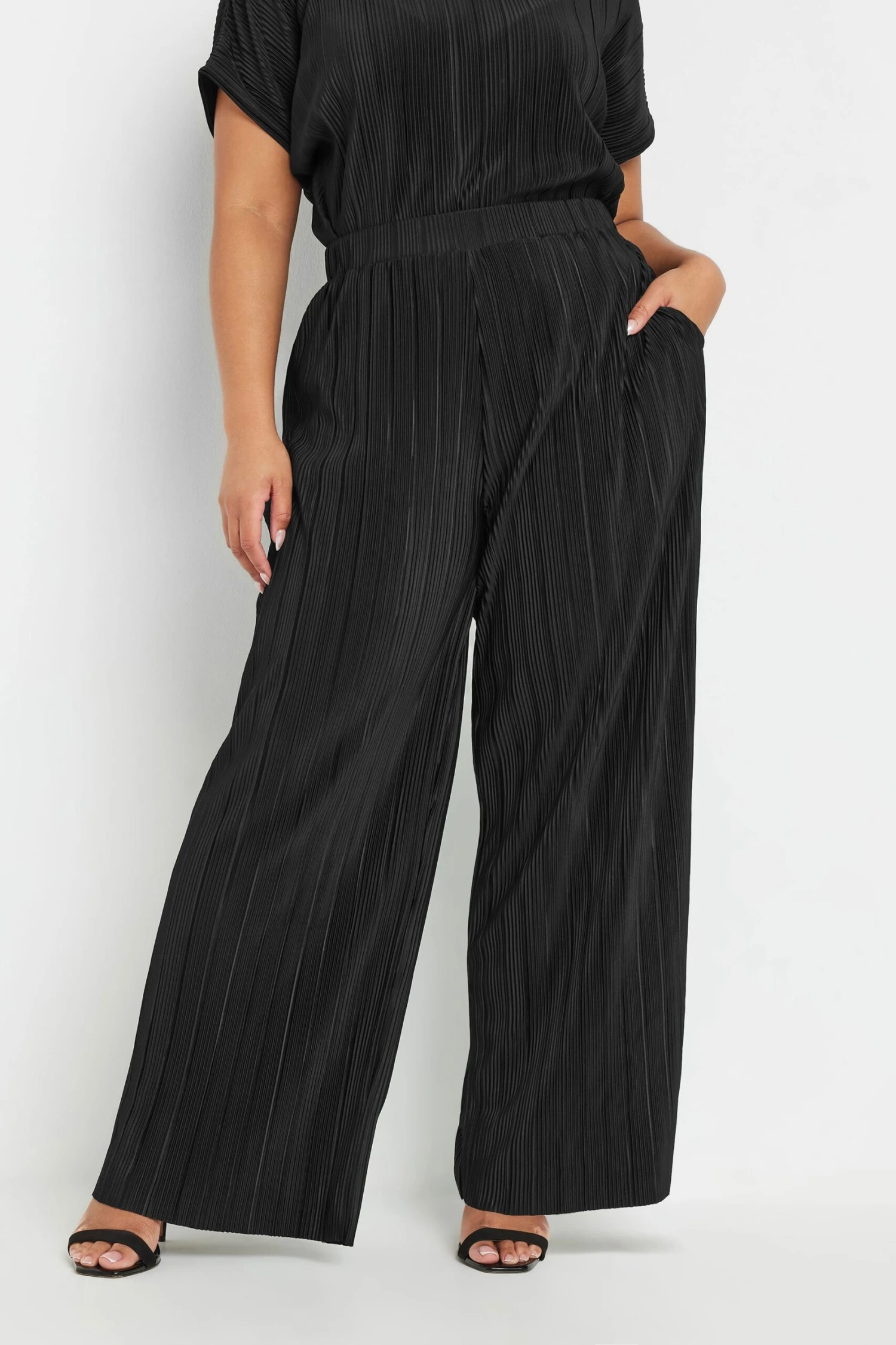 YOURS - Pantalon Wide Leg Noir Plissé 3 YOURS - Pantalon Wide Leg Noir Plissé