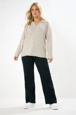 YOURS Curve Pull En Maille à Col Marron Naturel 12 YOURS Curve Pull En Maille à Col Marron Naturel -Evans Boutique 25c322fd c1c4 4e 280656 B