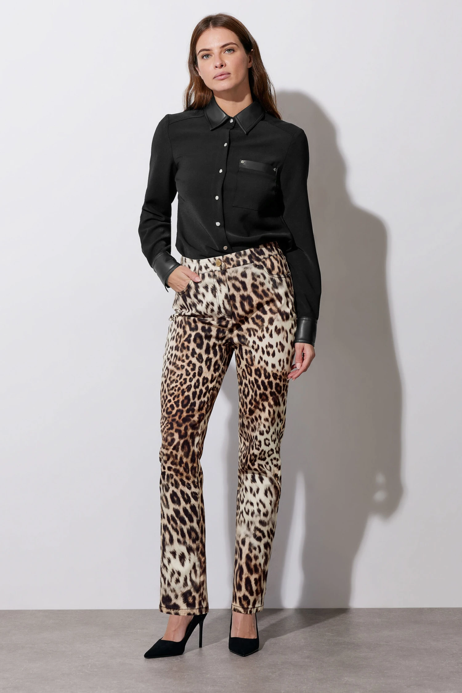 STAR Beige Brown Denim Leopard Straight Leg Jeans 4 STAR Beige Brown Denim Leopard Straight Leg Jeans – Image 2