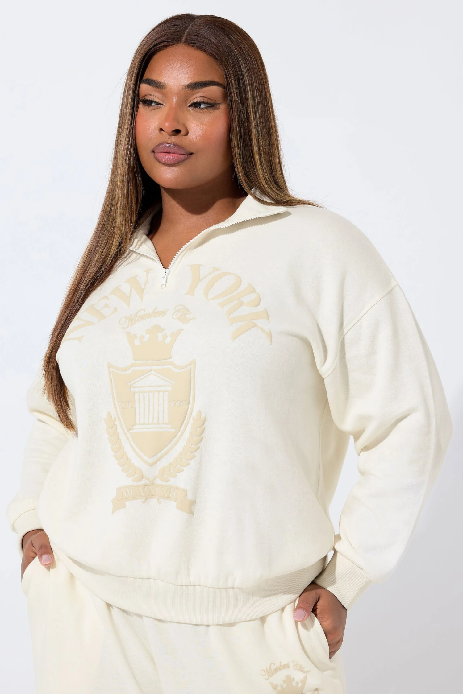 LIMITED COLLECTION Sweat-shirt Curve Cream « New York » à Fermeture éclair Quart De Tour 3 LIMITED COLLECTION Sweat-shirt Curve Cream « New York » à Fermeture éclair Quart De Tour