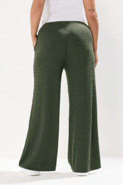 YOURS - Pantalon Large Côtelé Vert Forêt -Evans Boutique 2d239940 b650 4f 310247 C