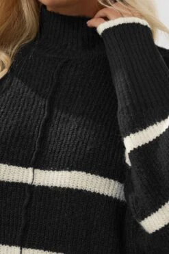 YOURS - Pull Col Roulé Noir & Crème à Rayures -Evans Boutique 300197ac 34d6 4f 280299 E