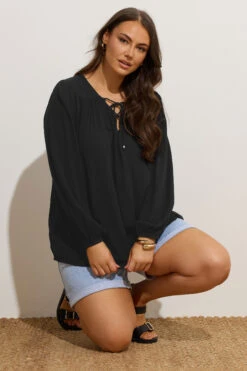 YOURS Curve Chemisier Noir à Carreaux Noué Sur Le Devant