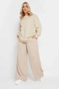 YOURS - Sweatshirt Crème Manches Longues Bordures Nervurées 8 YOURS - Sweatshirt Crème Manches Longues Bordures Nervurées -Evans Boutique 3340a134 f8fb 43 126662 B