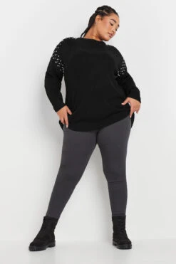 YOURS - Pull En Maille Noir Empiècement Strass -Evans Boutique 334d1ba1 2e47 49 280479 B