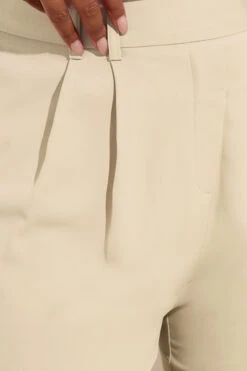 YOURS - Pantalon Coupe Droite Beige 12 YOURS - Pantalon Coupe Droite Beige -Evans Boutique 334dd7ff 88b2 45 143306 D