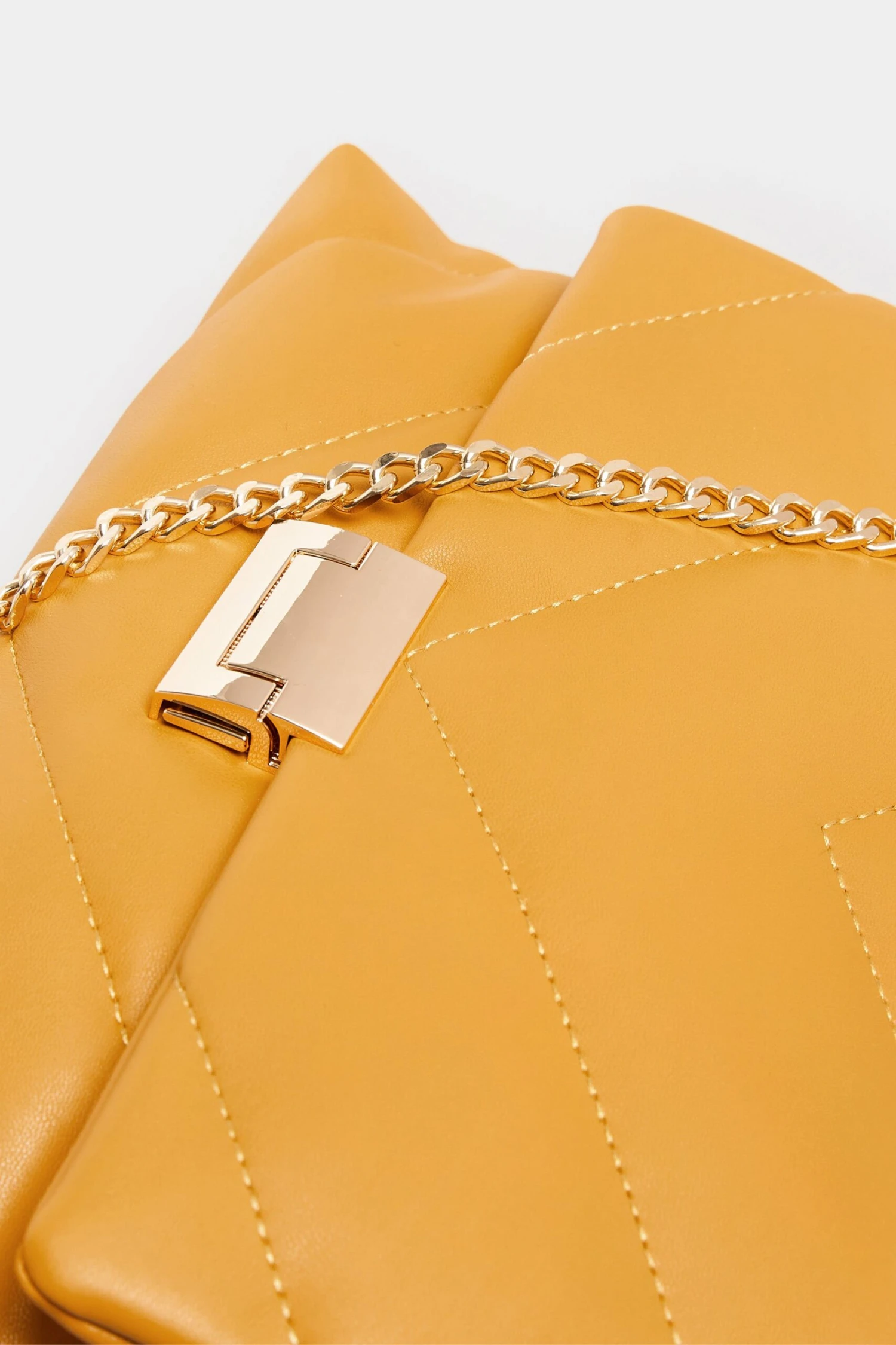 Camel Brown Faux Leather Quilted Shoulder Bag 8 Camel Brown Faux Leather Quilted Shoulder Bag – Image 6