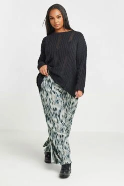 YOURS - Pantalon Coupe Wide Leg Bleu Tâcheté Abstrait 9 YOURS - Pantalon Coupe Wide Leg Bleu Tâcheté Abstrait -Evans Boutique 350f2bb7 89c6 4c 303514 C