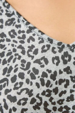 M&Co Grey Leopard Print V-Neck Top -Evans Boutique 354c1f80 e958 45 502302 D