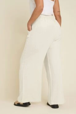 YOURS - Pantalon Wide Leg Crème En Lin à Poches -Evans Boutique 3775d03c c321 4b 310018 C
