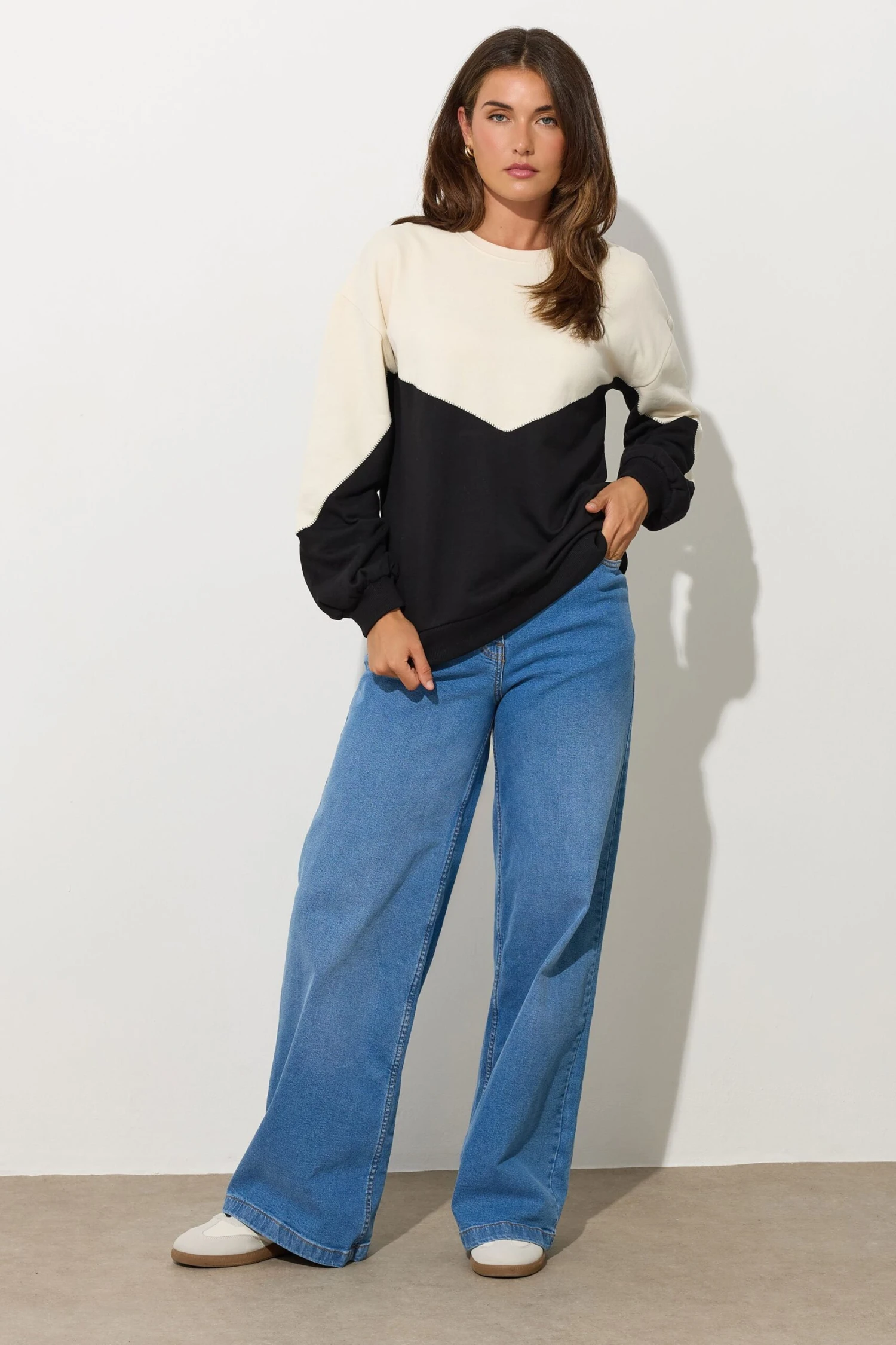 LTS Tall Black Contrast Colour Block Sweatshirt 5 LTS Tall Black Contrast Colour Block Sweatshirt – Image 3