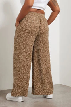 YOURS - Pantalon Wide Leg Marron Abstrait Texturé -Evans Boutique 39c09aa8 62e6 42 303709 D