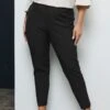 Pantalon Noir Fluide 2 Pantalon Noir Fluide -Evans Boutique 39e7638a 2d49 4a 140018 A