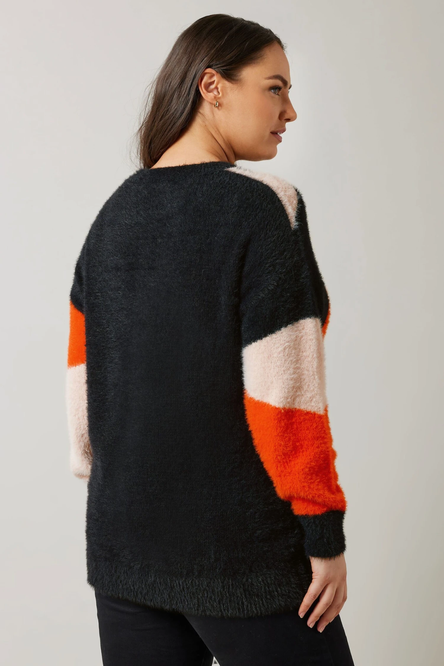 EVANS Curve Orange Colourblock Fluffy Knitted Jumper 6 EVANS Curve Orange Colourblock Fluffy Knitted Jumper – Image 4