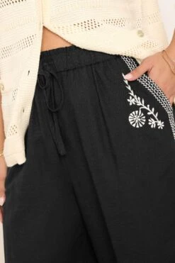 YOURS - Pantalon Wide Leg Noir Brodé En Lin -Evans Boutique 3e2d6425 1841 4c 310116 D