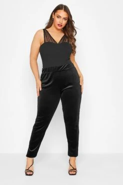 Pantalon Noir Coupe Droite En Velours -Evans Boutique 3ee460f4 57f0 4e 143182 B