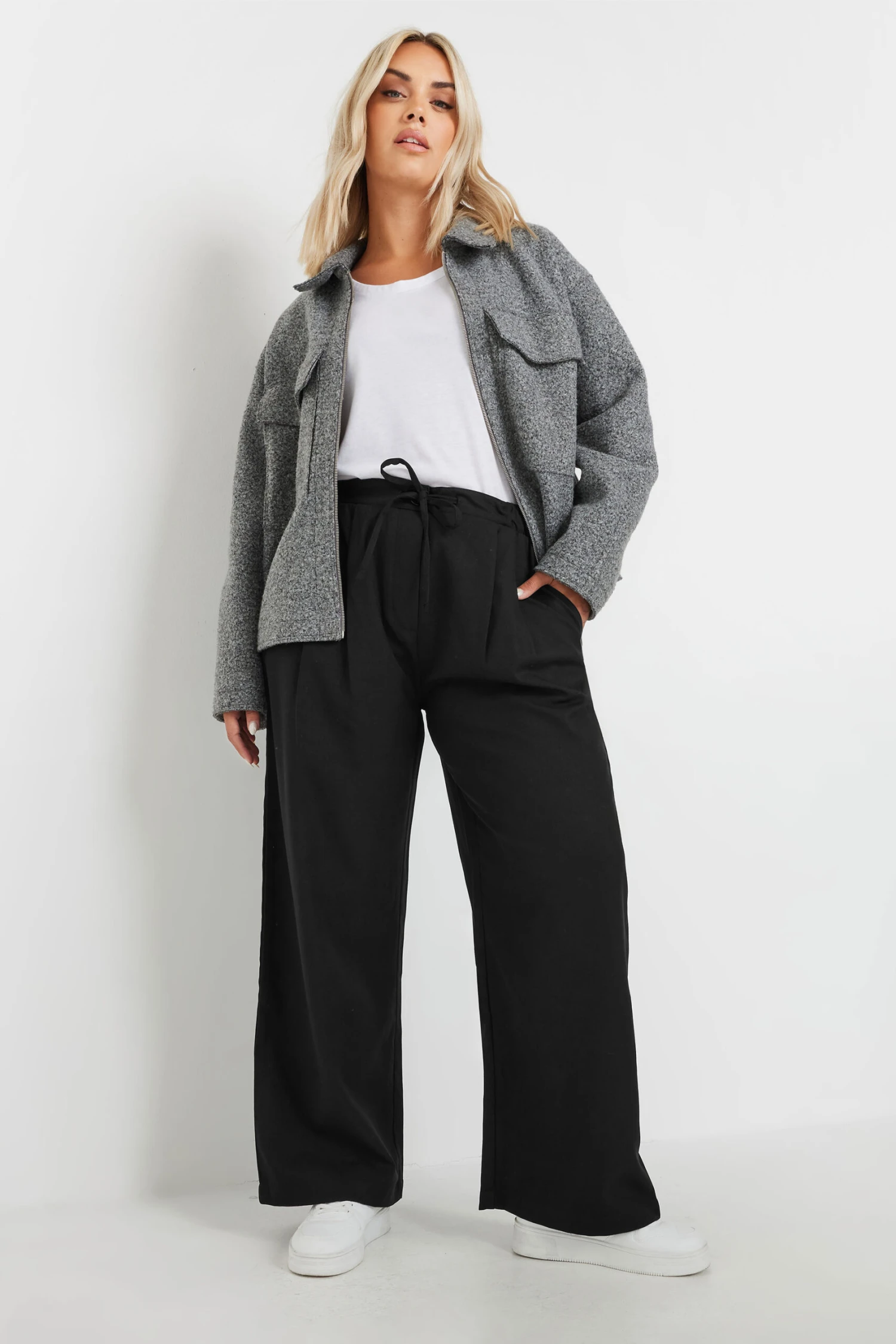 YOURS - Pantalon à Pince Noir Uni Coupe Wide Leg 4 YOURS - Pantalon à Pince Noir Uni Coupe Wide Leg – Image 2