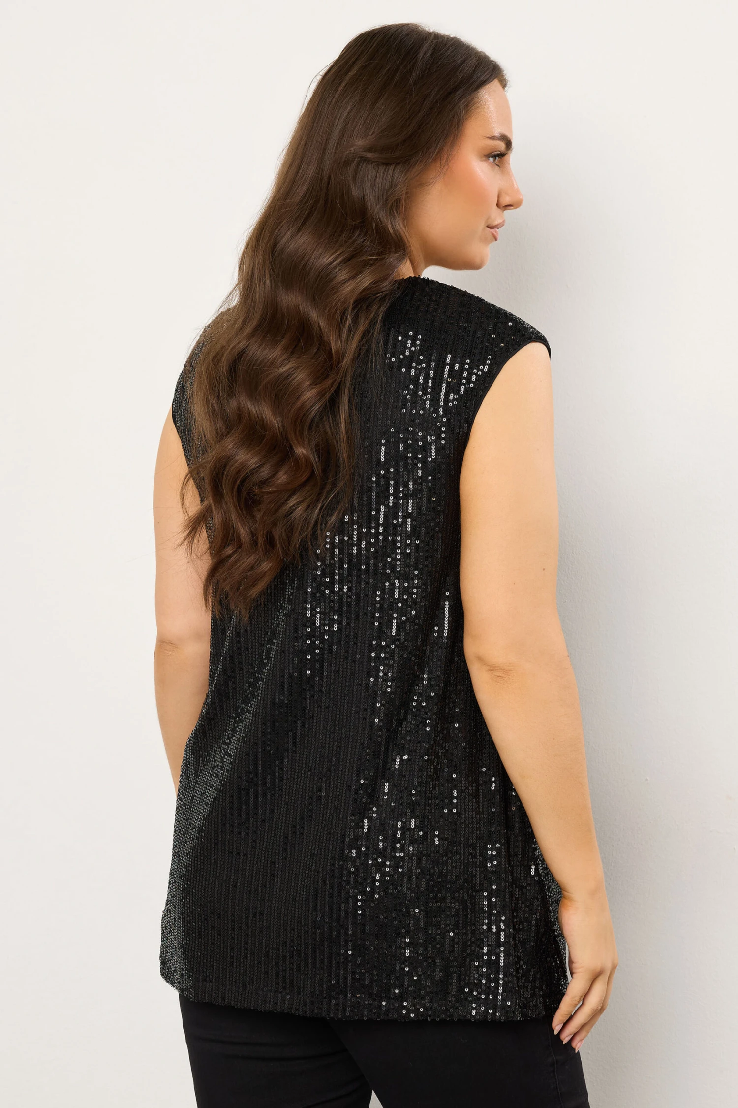 EVANS Curve Black Sequin Embellished Vest Top 5 EVANS Curve Black Sequin Embellished Vest Top – Image 3
