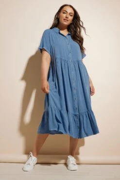 YOURS - Robe-Chemisier Bleue Smocké -Evans Boutique 43173a6a ccc2 45 270036 B
