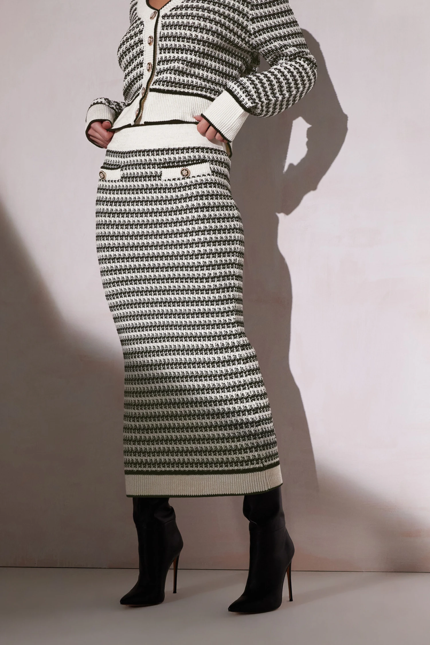 STAR White Knit Metallic Striped Maxi Skirt 4 STAR White Knit Metallic Striped Maxi Skirt – Image 2