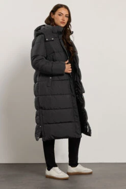 EVANS Curve Black Maxi Puffer Coat 14 EVANS Curve Black Maxi Puffer Coat -Evans Boutique 45322b7f 7de5 44 616222 B