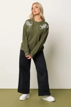 YOURS - Sweat-shirt Brodé Vert Kaki -Evans Boutique 47cdec04 0f48 4d 126782 C