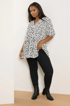 YOURS - Top Blanc Volanté Floral 8 YOURS - Top Blanc Volanté Floral -Evans Boutique 4807f344 f11f 4f 322572 B