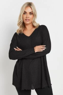 YOURS - Top Noir Texturé Manches Longues