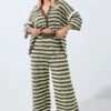 LIMITED COLLECTION Pantalon Large En Crochet à Rayures Vertes Et Blanches -Evans Boutique 4a8af3b5 d7fd 43 216908 B